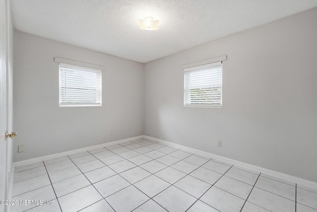 10180 HERNDON Road, Jacksonville, FL 32246