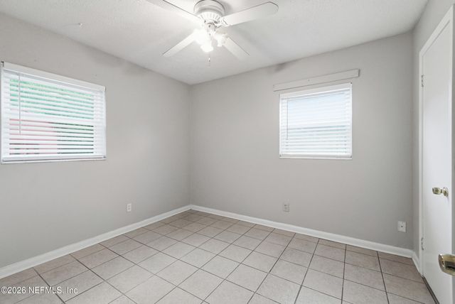 10180 HERNDON Road, Jacksonville, FL 32246