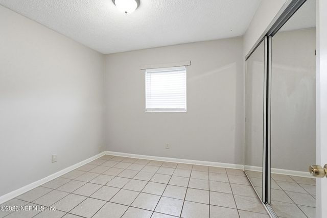 10180 HERNDON Road, Jacksonville, FL 32246