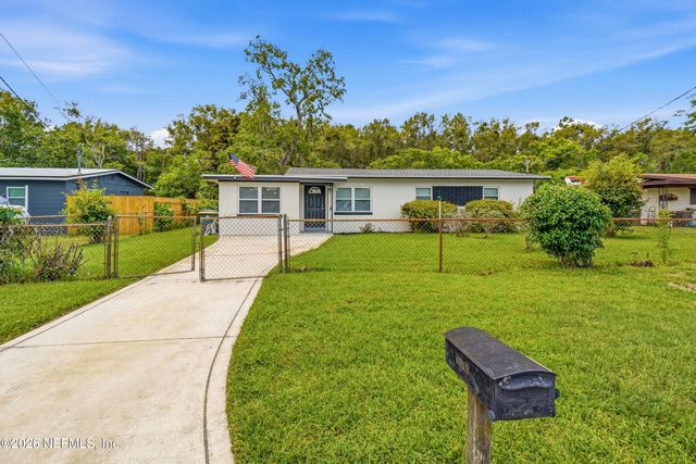 10180 HERNDON Road, Jacksonville, FL 32246