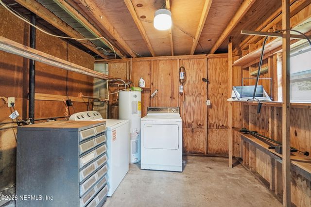 10180 HERNDON Road, Jacksonville, FL 32246