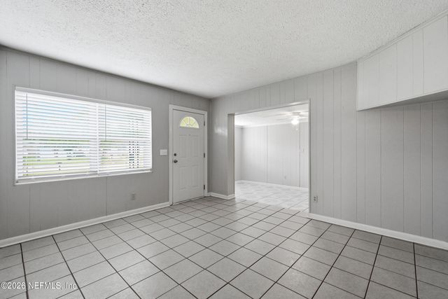 10180 HERNDON Road, Jacksonville, FL 32246
