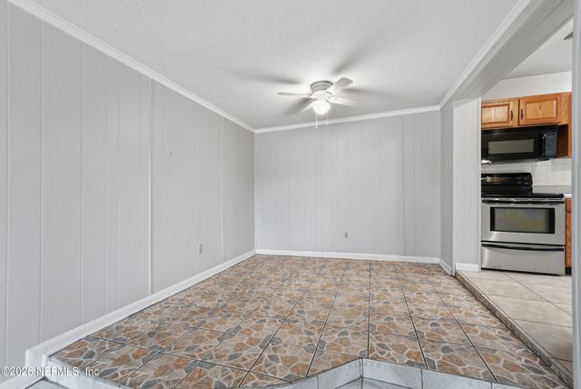 10180 HERNDON Road, Jacksonville, FL 32246