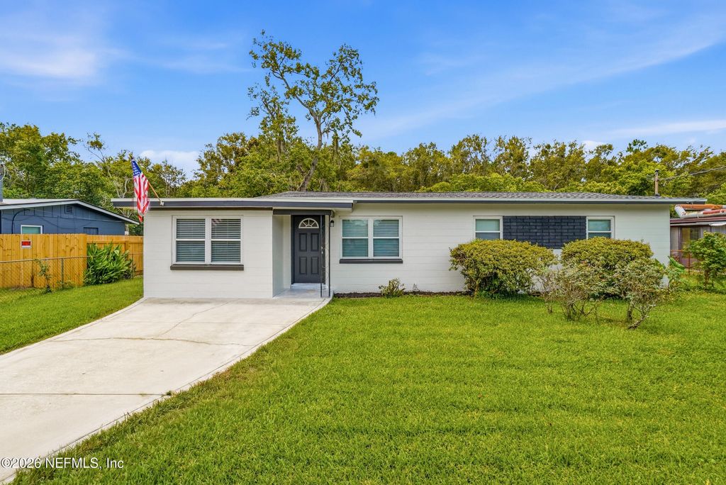10180 HERNDON Road, Jacksonville, FL 32246