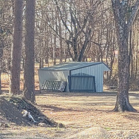 120546 S 4160 Road, Eufaula, OK 74432