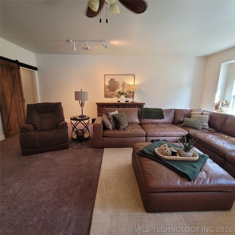 120546 S 4160 Road, Eufaula, OK 74432