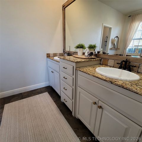 120546 S 4160 Road, Eufaula, OK 74432