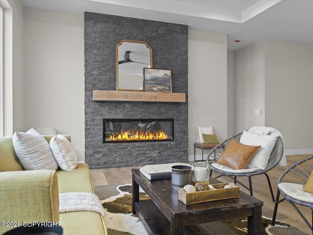 6675 E Gateway Drive, Palmer, AK 99645