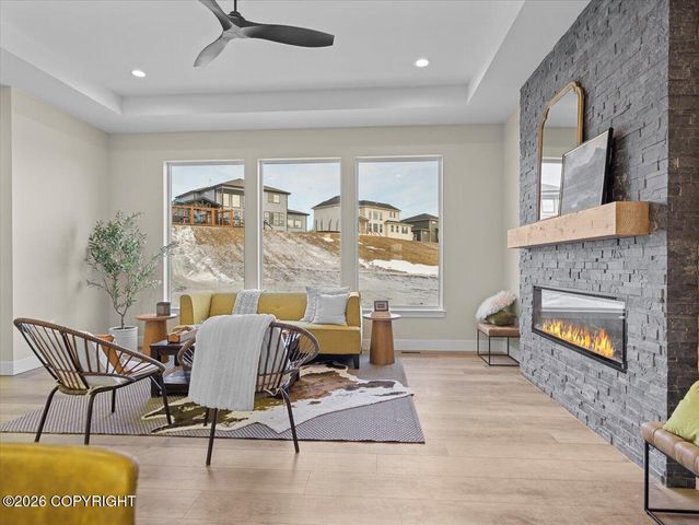 6675 E Gateway Drive, Palmer, AK 99645