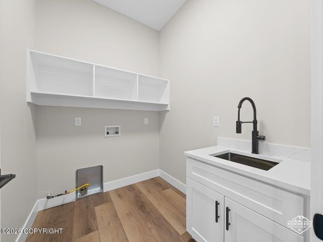 6675 E Gateway Drive, Palmer, AK 99645