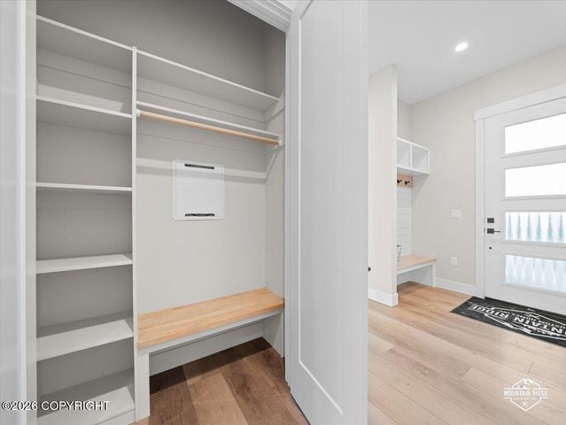 6675 E Gateway Drive, Palmer, AK 99645