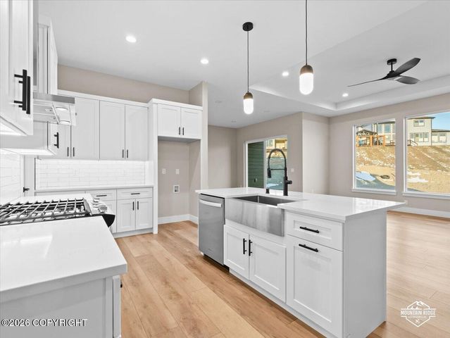 6675 E Gateway Drive, Palmer, AK 99645