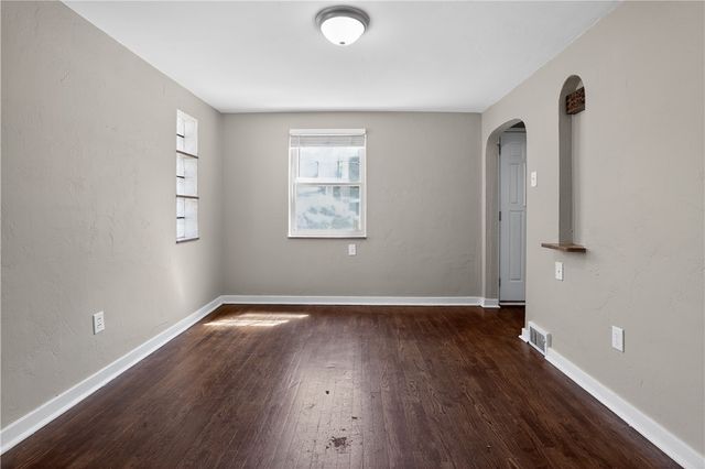1811 Graham Blvd, Blackridge, PA 15235