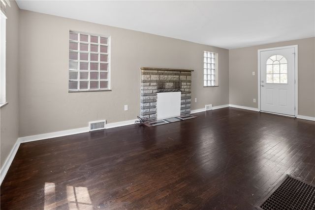 1811 Graham Blvd, Blackridge, PA 15235