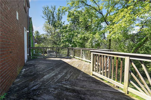 1811 Graham Blvd, Blackridge, PA 15235