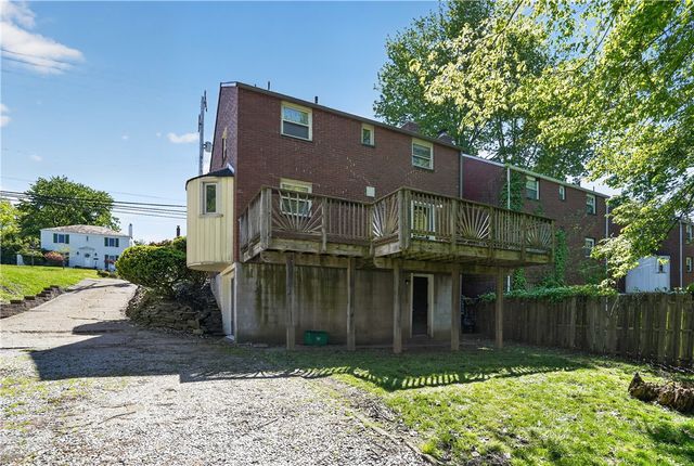 1811 Graham Blvd, Blackridge, PA 15235