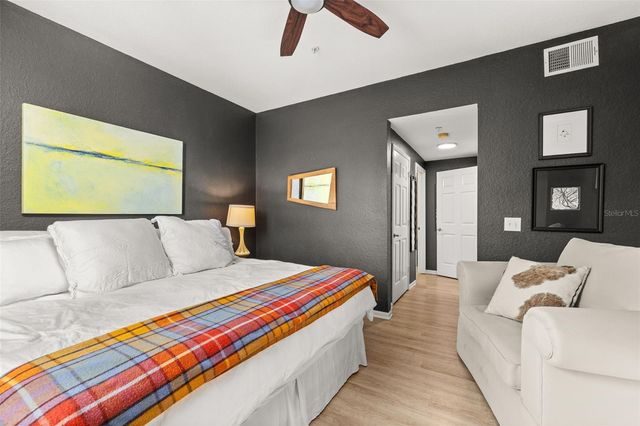 215 LONGVIEW AVENUE 104, Celebration, FL 34747