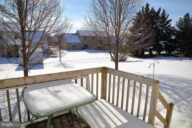 11 DUFFIELD DR, Lititz, PA 17543