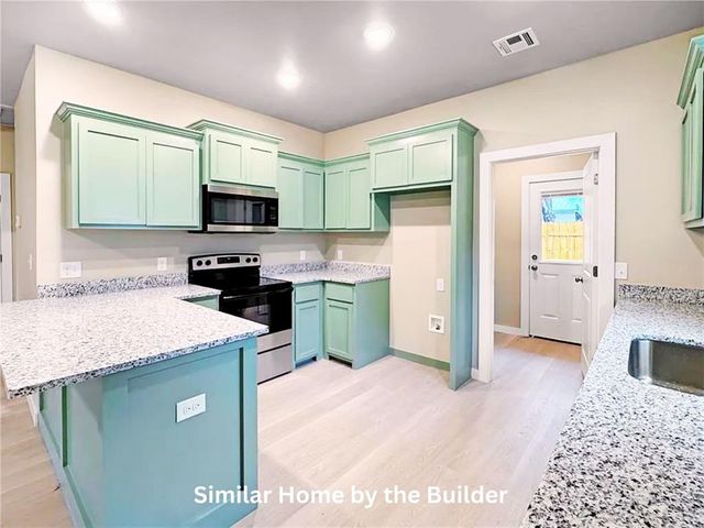 1020 W W Hayes, El Reno, OK 73036