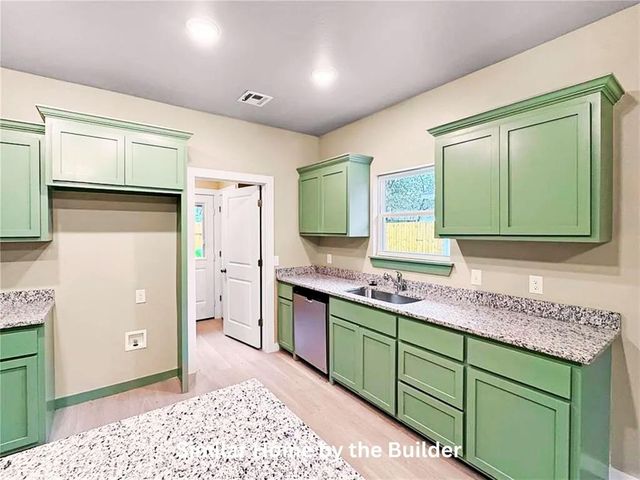 1020 W W Hayes, El Reno, OK 73036