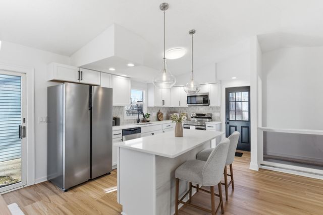 8508 Green Haven Drive, Brooklyn Park, MN 55445