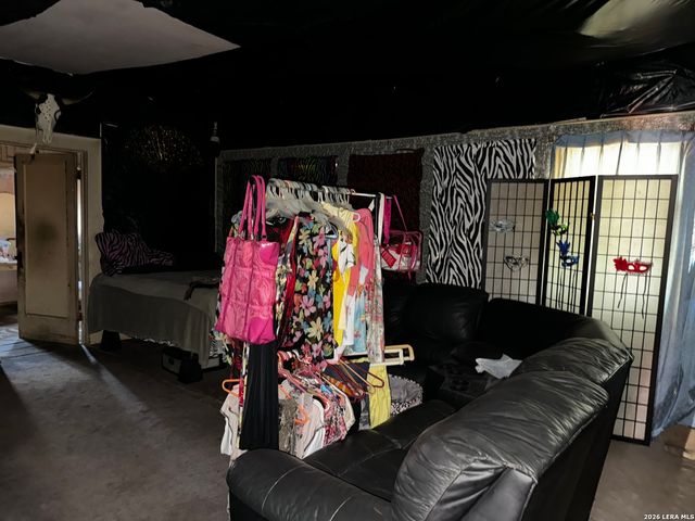 230 Yale Avenue, San Antonio, TX 78201