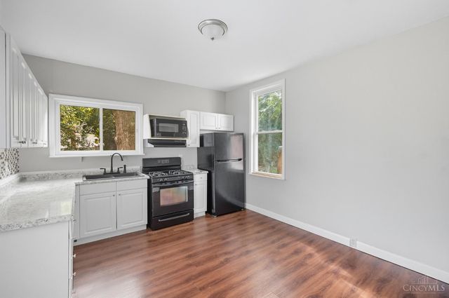 3549 Meadow Avenue, Cheviot, OH 45211