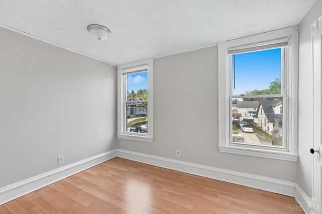 3549 Meadow Avenue, Cheviot, OH 45211