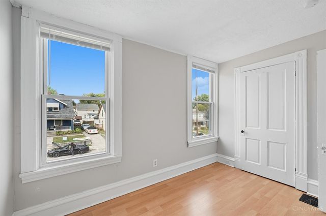 3549 Meadow Avenue, Cheviot, OH 45211