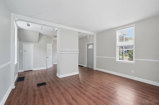 3549 Meadow Avenue, Cheviot, OH 45211