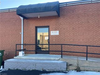 102-C W 1st Avenue, Lexington, NC 27292