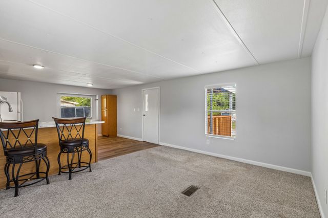 2437 Grapevine Court, Weatherford, TX 76087