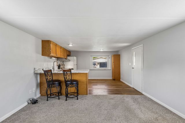 2437 Grapevine Court, Weatherford, TX 76087