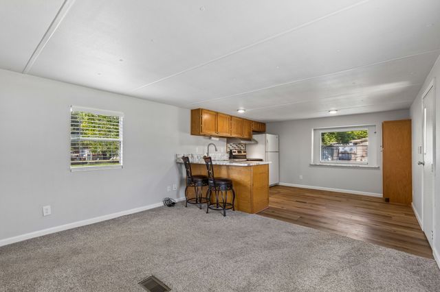 2437 Grapevine Court, Weatherford, TX 76087
