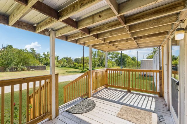 2437 Grapevine Court, Weatherford, TX 76087