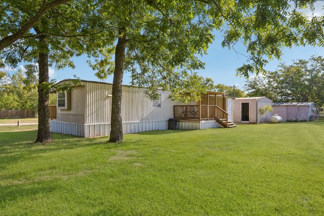 2437 Grapevine Court, Weatherford, TX 76087