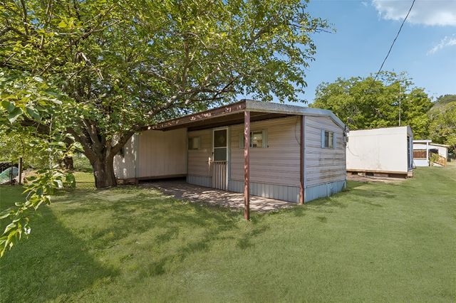2437 Grapevine Court, Weatherford, TX 76087