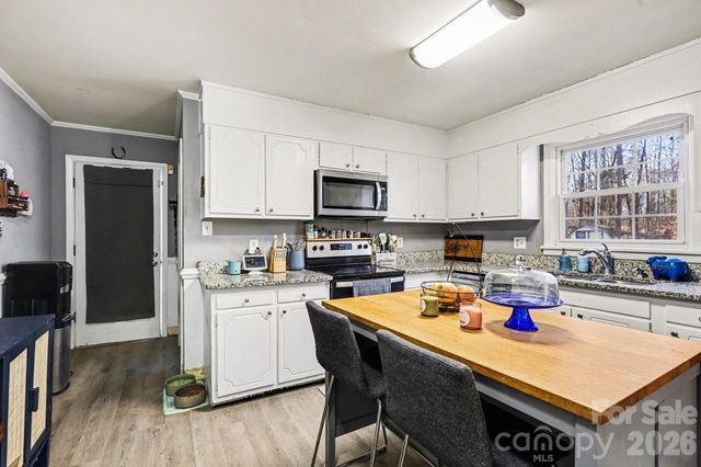 1270 Earnhardt Road, Salisbury, NC 28146