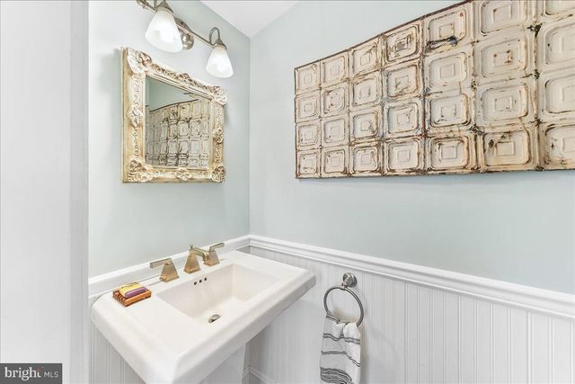 401 GAYLEY ST, Media, PA 19063