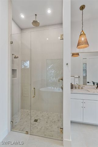 803 96th AVE N, Naples, FL 34108