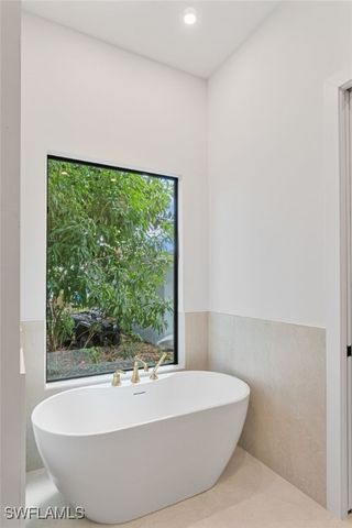 803 96th AVE N, Naples, FL 34108