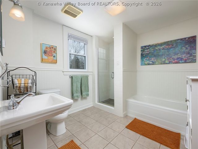 957 Ridgemont Road, Charleston, WV 25314