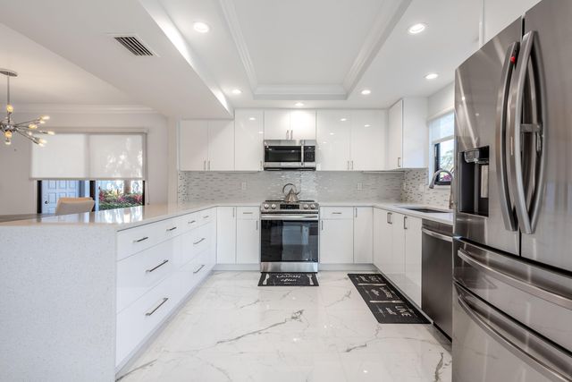 15822 Loch Maree Lane 3203, Delray Beach, FL 33446