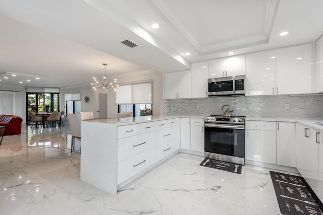 15822 Loch Maree Lane 3203, Delray Beach, FL 33446