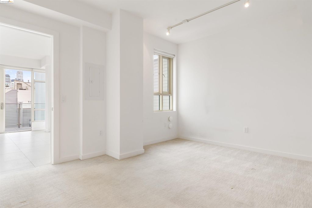property-img
