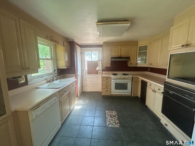 34 Brookside Road, Newington, CT 06111