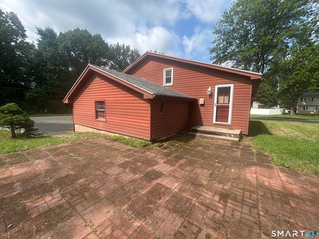 34 Brookside Road, Newington, CT 06111