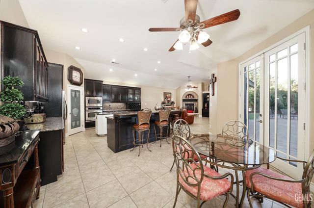 1808 Camborne Court, Bakersfield, CA 93311