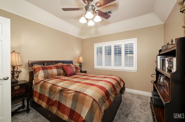 1808 Camborne Court, Bakersfield, CA 93311