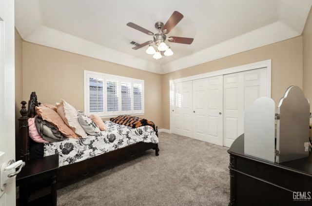 1808 Camborne Court, Bakersfield, CA 93311